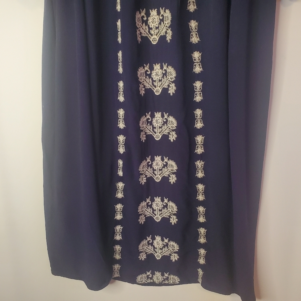 Loft, Size L, Navy off the shoulder,  Raton S/Sl dress, white front embroidery - Picture 4 of 8